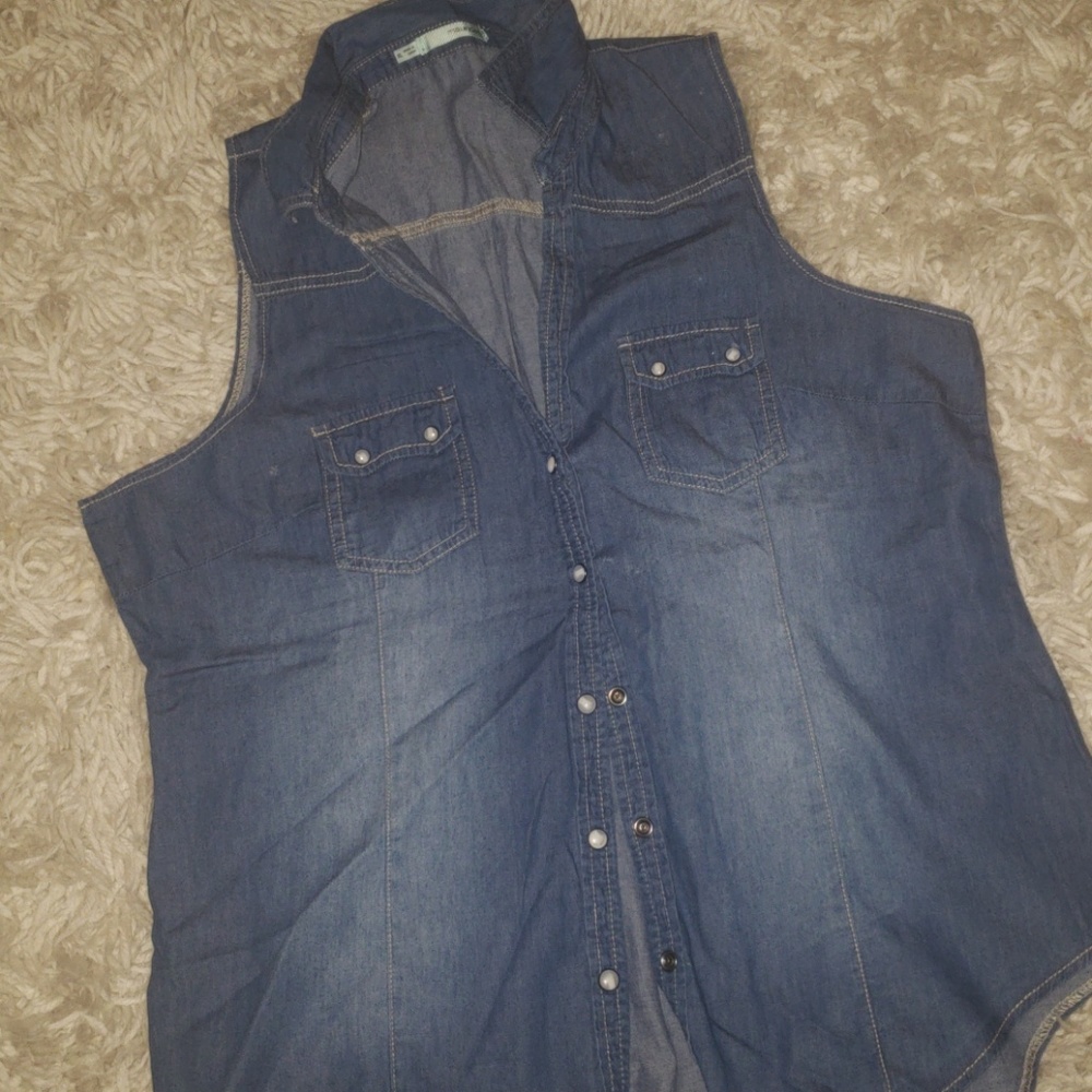 Sleeveless button up jean top
